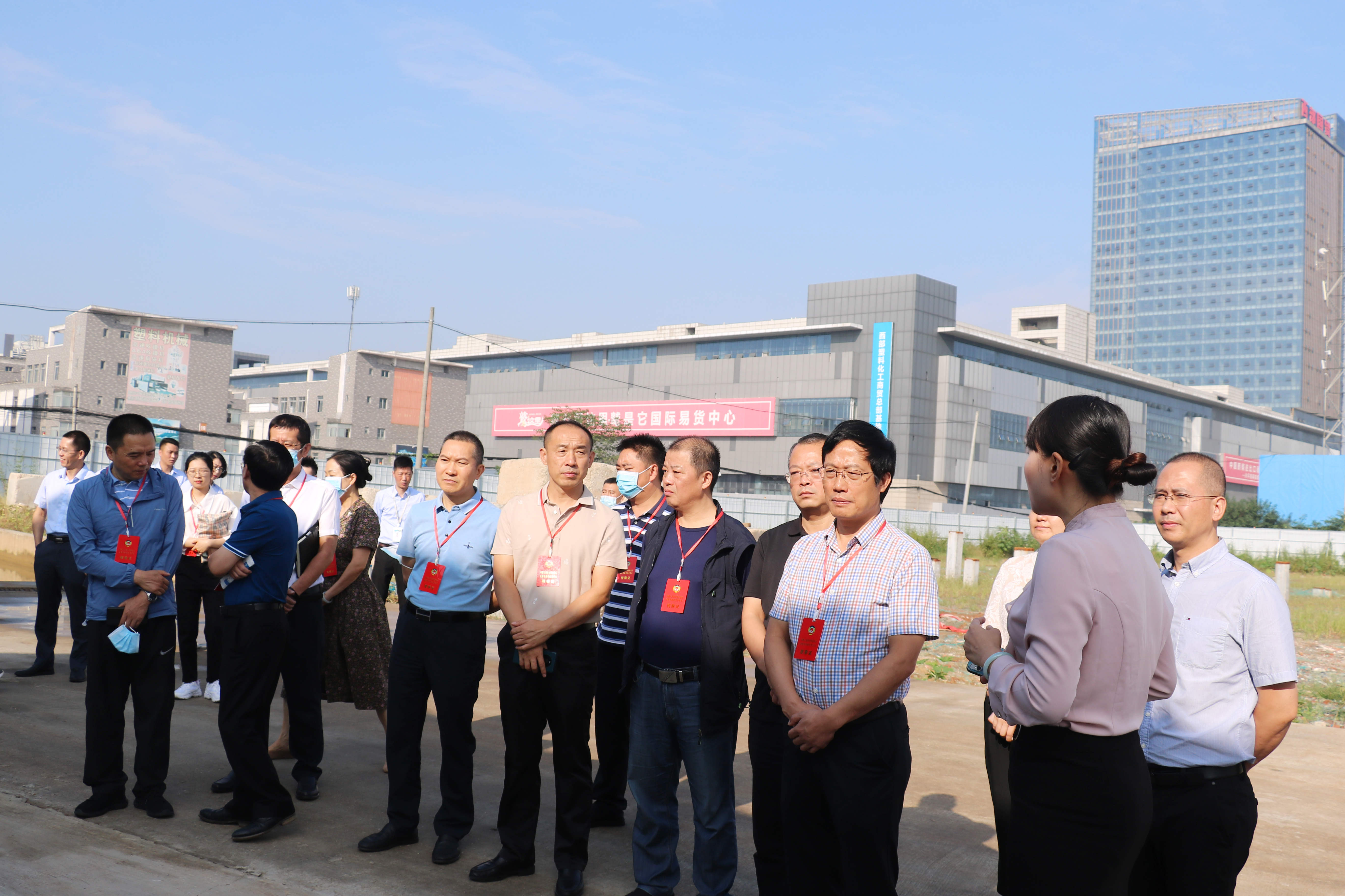 区政协领导莅临视察美彩国际药业“慧金港”项目建设情况