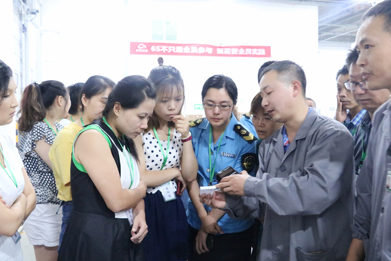 新都区疫苗配送、使用单位责任约谈暨培训会在美彩国际药业举行！